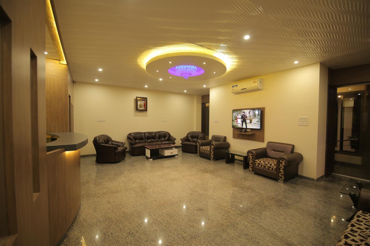 Resort Saubhagya International 3*
